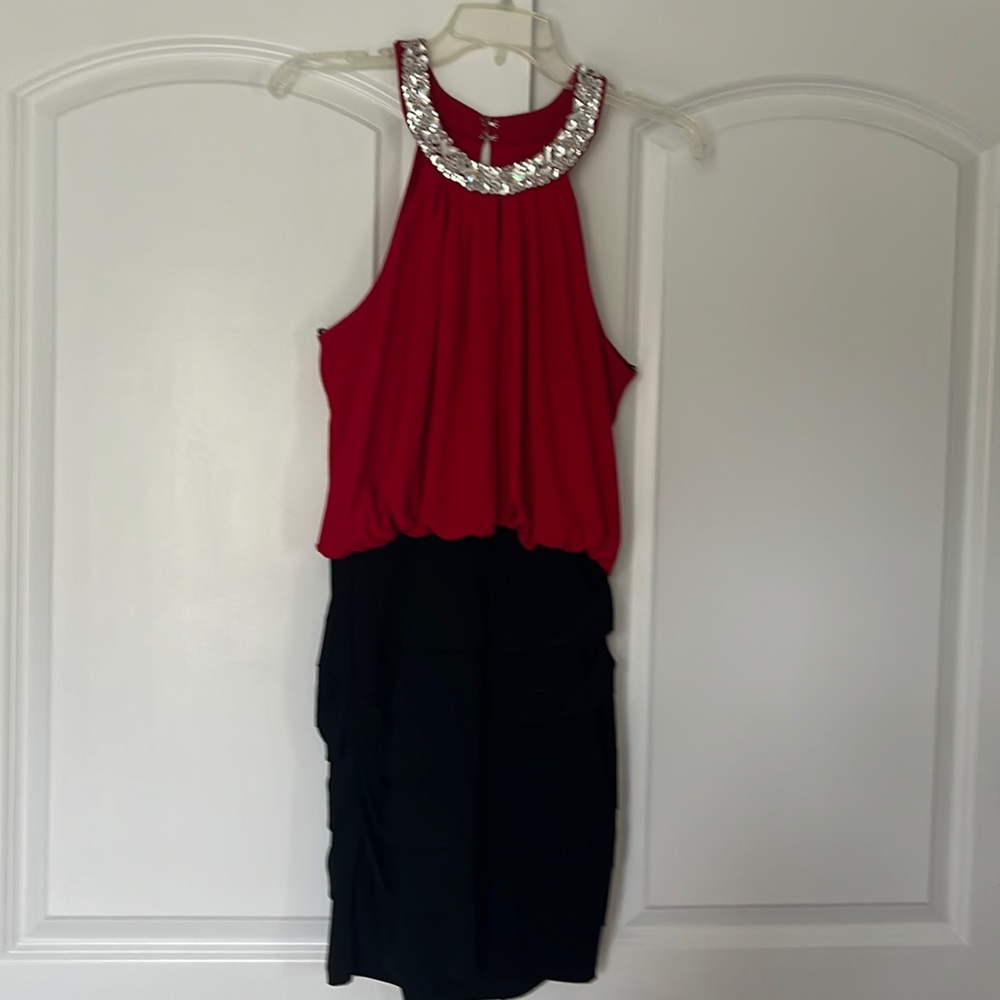 Preloved teen party dress in great condition